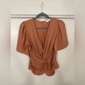 ASTR the Label Twist Front Top